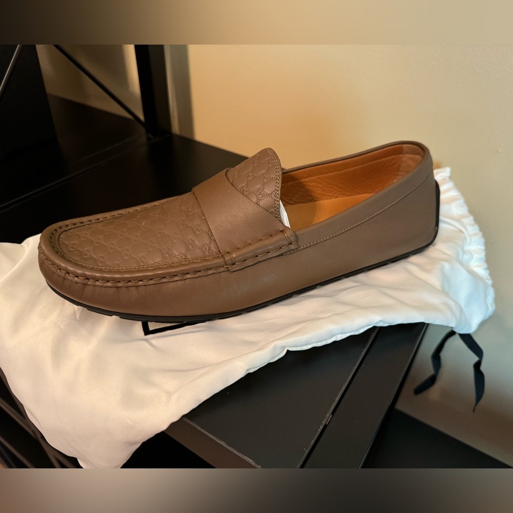 Gucci mens shoes, brown, size 10 loafers
